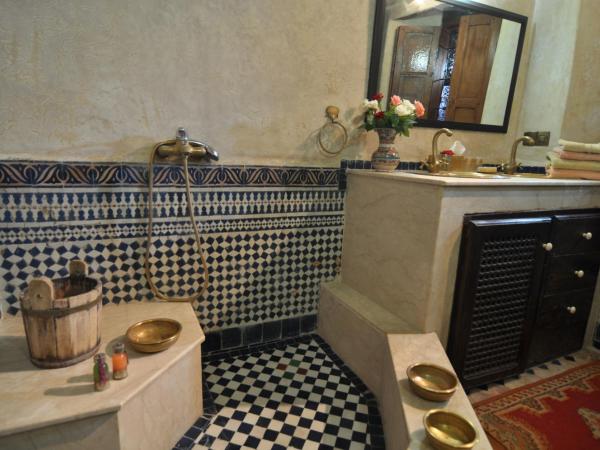 Riad Adarissa : photo 10 de la chambre suite driss chraîbi