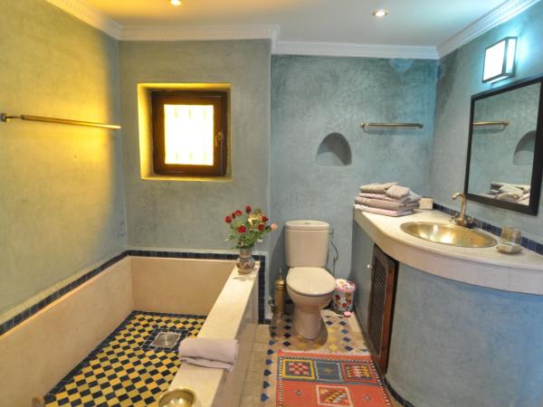 Riad Adarissa : photo 5 de la chambre chambre double fatima mernissi