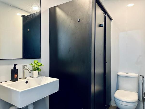 Rucksack Inn Tyrwhitt Road : photo 7 de la chambre dortoir mixte de 10 lits