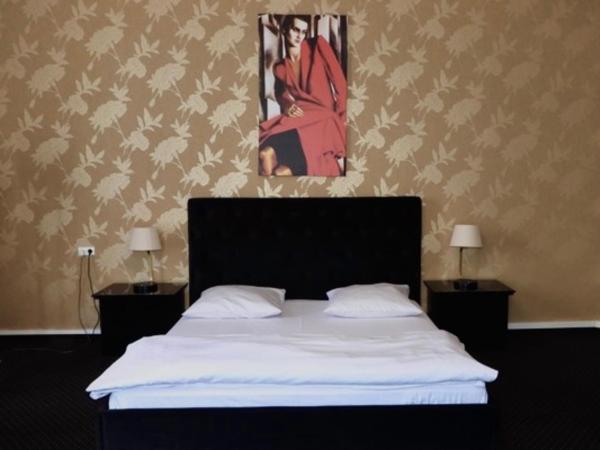 Matejki 8 : photo 6 de la chambre suite deluxe avec lit king-size