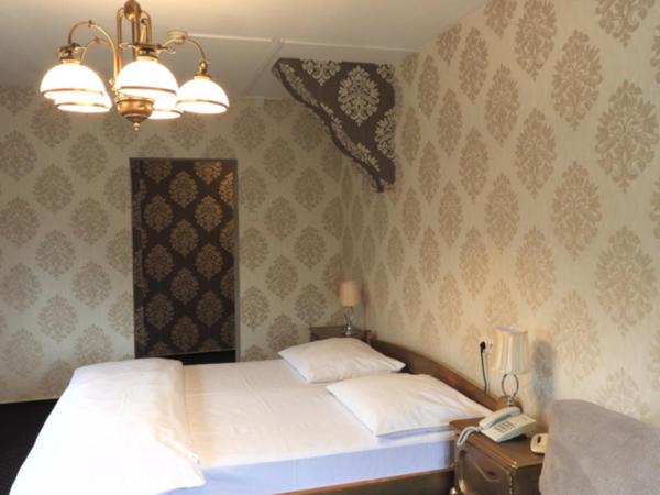 Matejki 8 : photo 1 de la chambre chambre double avec lit king-size