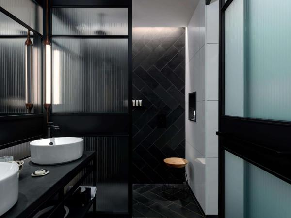 QT Melbourne : photo 4 de la chambre chambre lit king-size de luxe qt