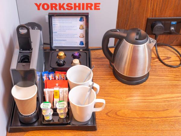 ibis Styles Leeds City Centre Arena : photo 4 de la chambre chambre double premium avec canapé-lit