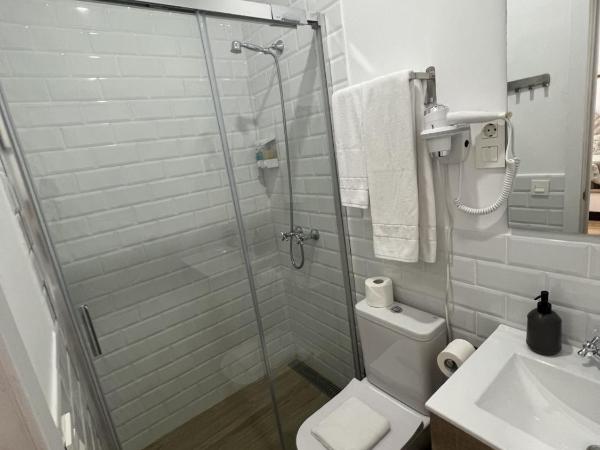 Hostal Central Palace Madrid : photo 7 de la chambre chambre double extérieure