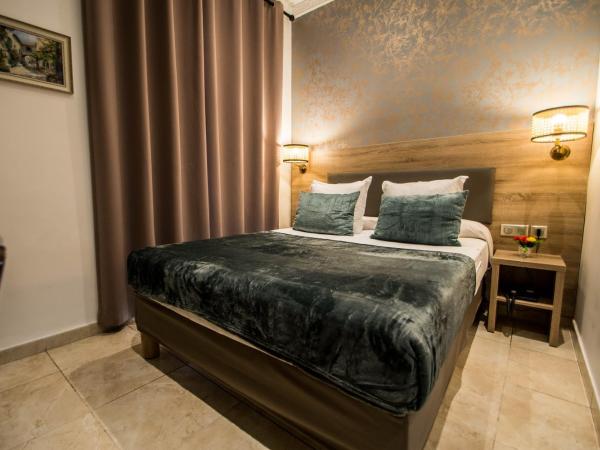 Hôtel Parisien : photo 1 de la chambre chambre double