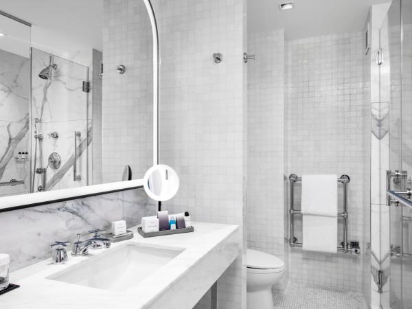 The Luxury Collection Hotel Manhattan Midtown : photo 2 de la chambre suite 1 chambre lit king-size – vue sur ville