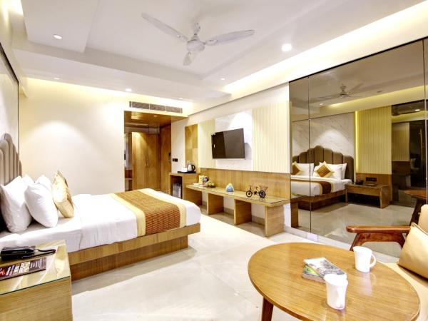Hotel Krishna Plaza New Delhi - 'Free Railway Station Pickup' : photo 6 de la chambre chambre triple exécutive