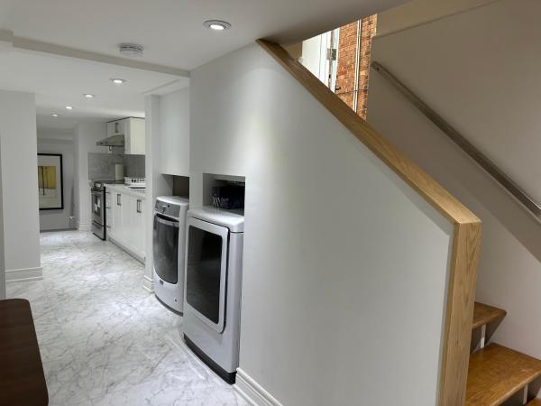 Vihome-119- Double bedrooms on up or 3 bedrooms in basement near Eglinton subway station : photo 9 de la chambre suite familiale deluxe