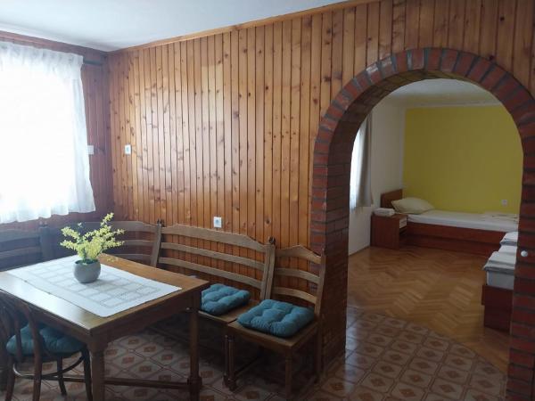 Guest House Damir : photo 5 de la chambre studio