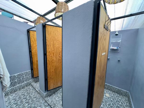 Massiosare El Hostal : photo 4 de la chambre chambre lits jumeaux avec salle de bains commune