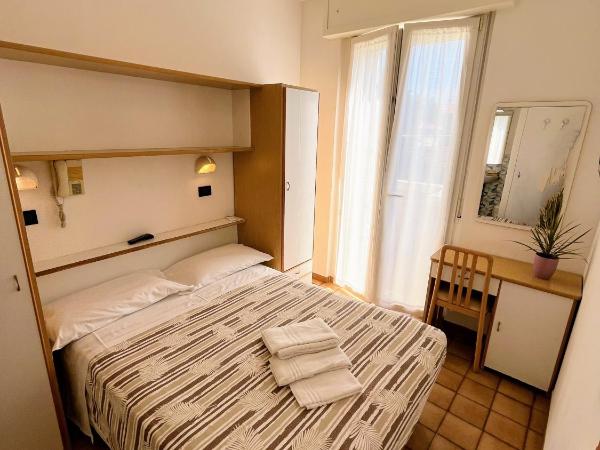 Albergo Villa Denny : photo 4 de la chambre petite chambre double