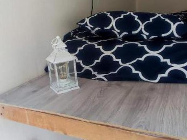 European District Hostel : photo 1 de la chambre chambre double avec salle de bains commune