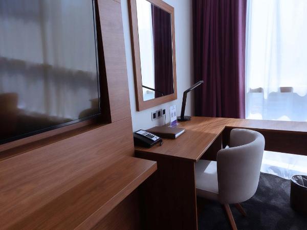 Park Regis Business Bay : photo 6 de la chambre chambre standard - vue sur canal - 20 % de réduction sur la nourriture et les boissons (sauf plats signature), 20 % de réduction sur le service de blanchisserie et 10 % de réduction sur le spa
