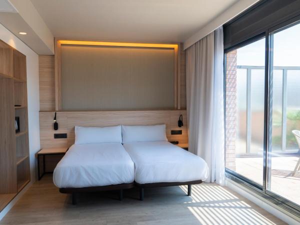 Hotel Sant Pau : photo 4 de la chambre chambre lits jumeaux avec terrasse