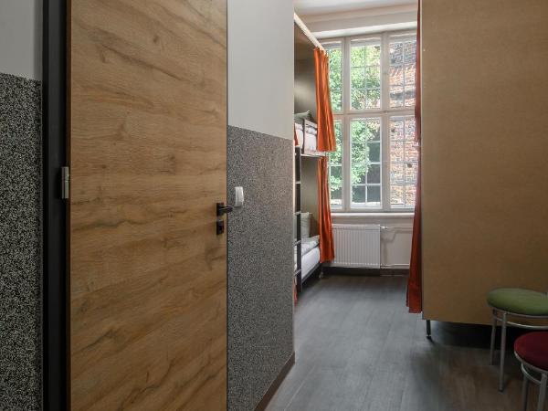 Happy Street Hostel : photo 3 de la chambre lit dans dortoir mixte de 4 lits