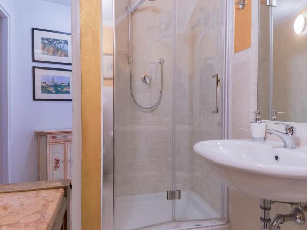 Casacenti B&B : photo 2 de la chambre chambre simple basique avec salle de bains commune