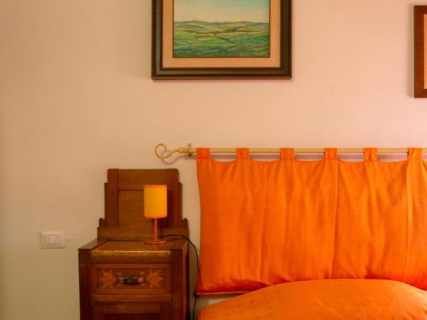 Casacenti B&B : photo 4 de la chambre chambre simple basique avec salle de bains commune