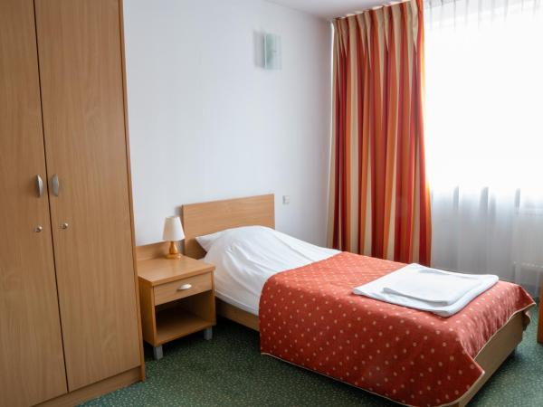 Hotel Wilanów : photo 1 de la chambre chambre simple Économique