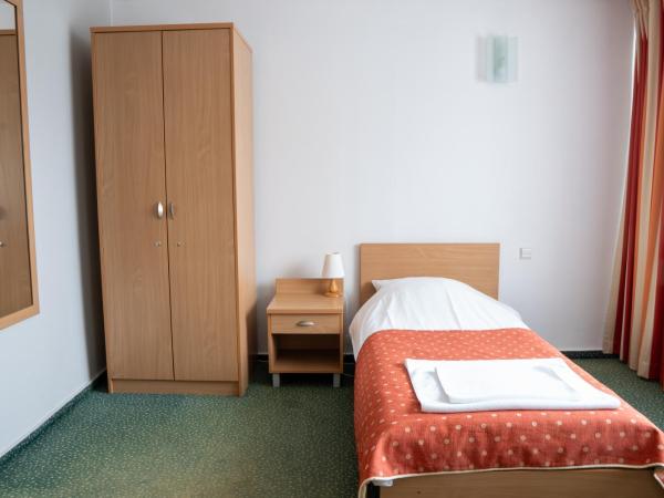 Hotel Wilanów : photo 3 de la chambre chambre simple Économique