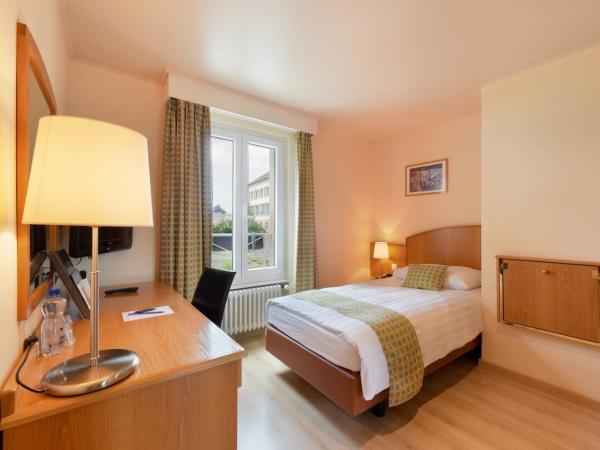 Hotel du Léman - Jongny : photo 4 de la chambre chambre simple Économique
