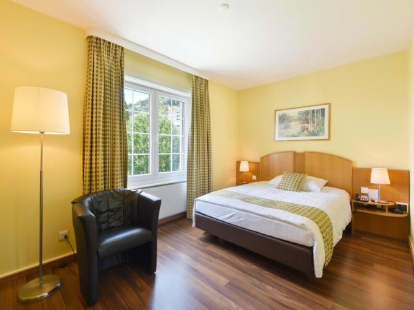 Hotel du Léman - Jongny : photo 1 de la chambre chambre double Économique