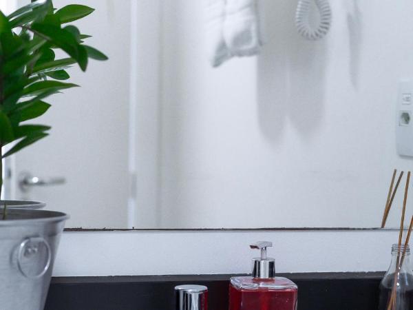 Aquarela do Leme : photo 8 de la chambre chambre double deluxe avec balcon - vue sur mer