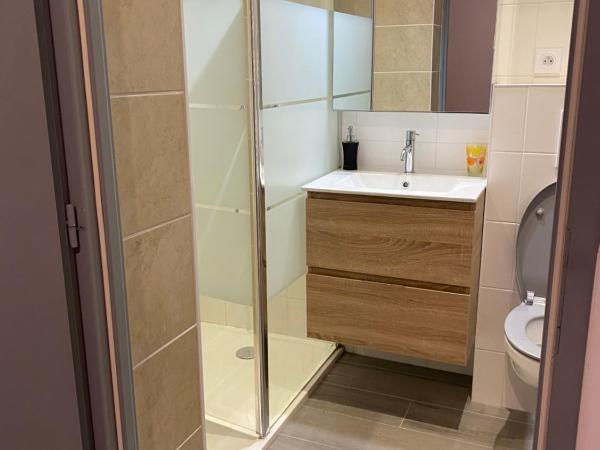 Manoir en Pierre Chartres : photo 6 de la chambre chambre double