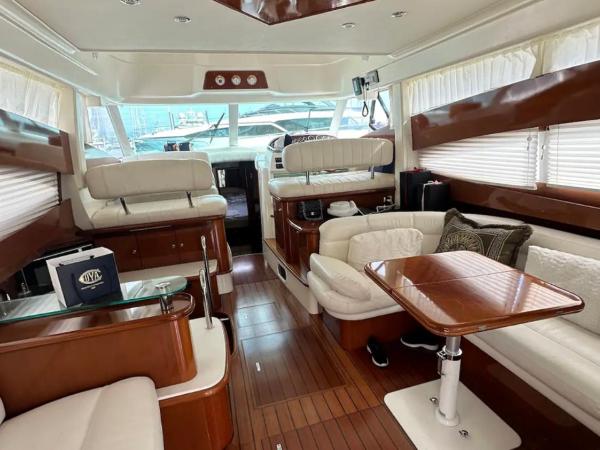 YATCH THE ROCK Monaco : photo 2 de la chambre mobile home
