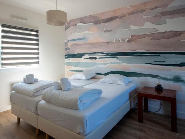 Oasis Les Jardins des Sables d'Olonne : photo 9 de la chambre villa 3 chambres avec piscine privée