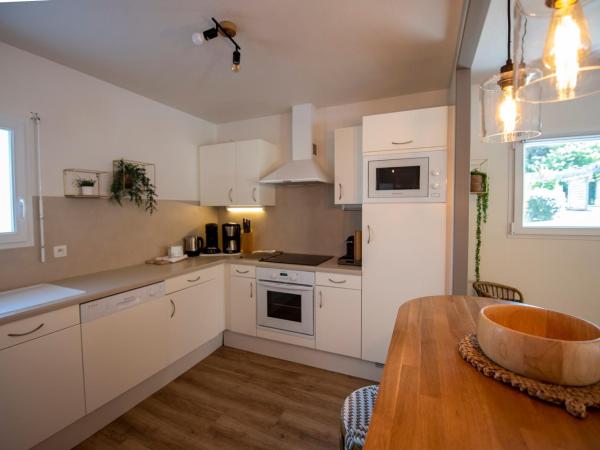 Oasis Les Jardins des Sables d'Olonne : photo 8 de la chambre villa 3 chambres avec piscine privée