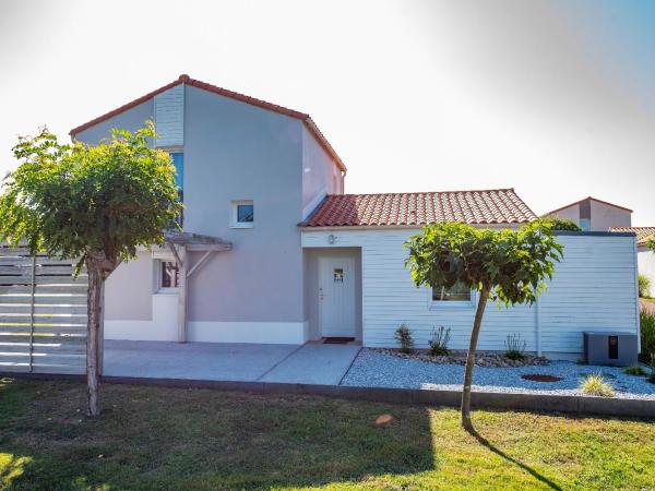 Oasis Les Jardins des Sables d'Olonne : photo 2 de la chambre villa 3 chambres avec piscine privée