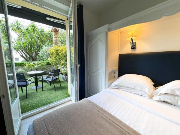 Hôtel de Provence : photo 2 de la chambre chambre double avec terrasse - vue sur jardin