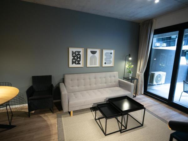 UNDICI Republica de la Boca By OWN : photo 7 de la chambre chambre lit queen-size avec balcon