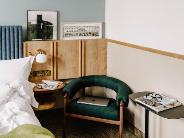 Club Quarters Hotel London City, London : photo 3 de la chambre chambre standard lit queen-size