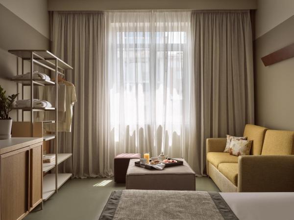 City Hotel Thessaloniki : photo 5 de la chambre suite junior - vue sur ville