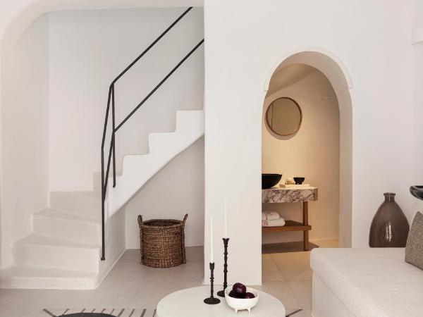 CASA SUNSHA SANTORINI : photo 3 de la chambre maisonnette