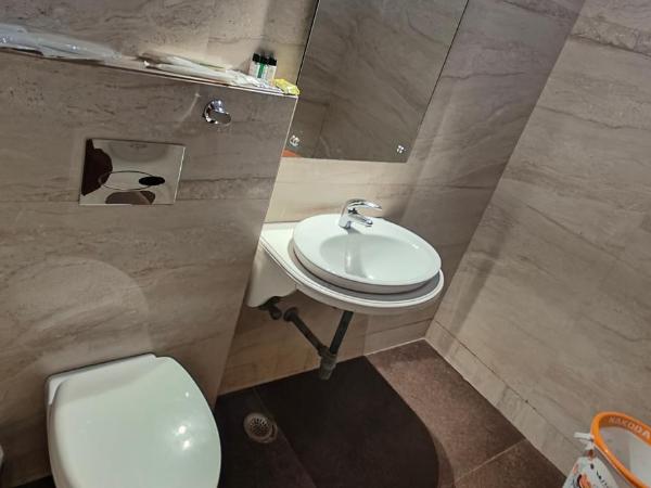 Hotel Taj Heights : photo 6 de la chambre chambre deluxe