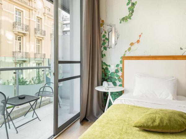 City Hotel Thessaloniki : photo 5 de la chambre suite verte