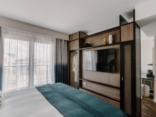 The Halyard Liverpool, Vignette Collection, an IHG Hotel : photo 4 de la chambre suite lit king-size avec balcon - vue sur ville - dernier Étage