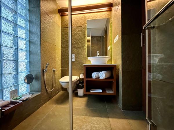 Uteliaa Manor Garden Retreat : photo 5 de la chambre grande chambre double 