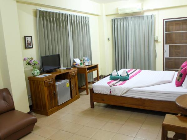 Saithong House : photo 3 de la chambre chambre double deluxe avec balcon