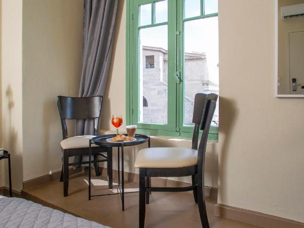 Ancient Agora Plaka : photo 4 de la chambre chambre supérieure lit queen-size