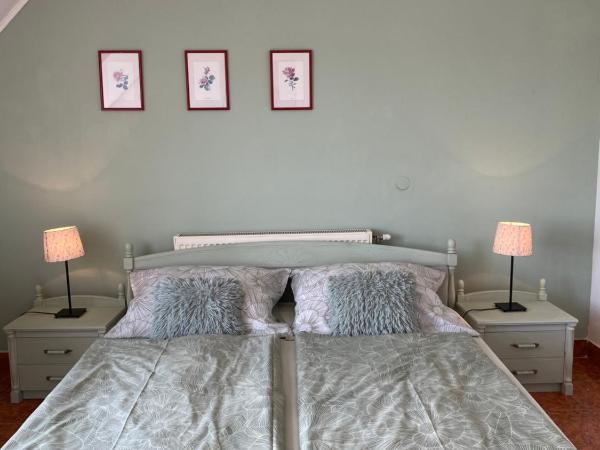 Vázsonyi Vendégház : photo 1 de la chambre chambre double avec salle de bains privative