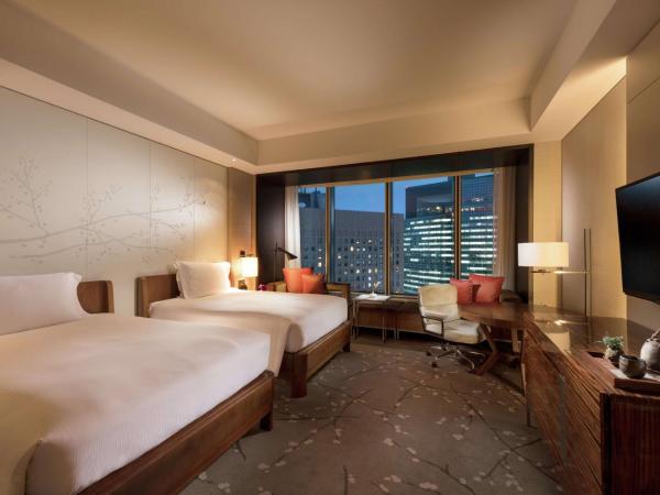 Conrad Tokyo : photo 1 de la chambre chambre lits jumeaux - vue sur ville