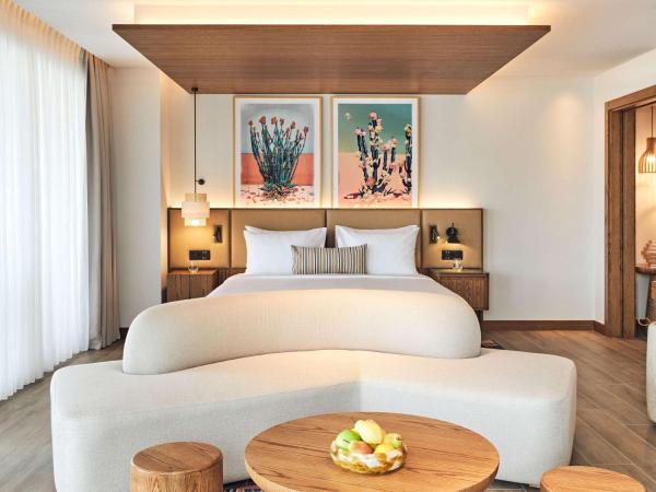 Hyde Bodrum - Ultra All Inclusive, Adult Only : photo 4 de la chambre platinum suite king with pool view