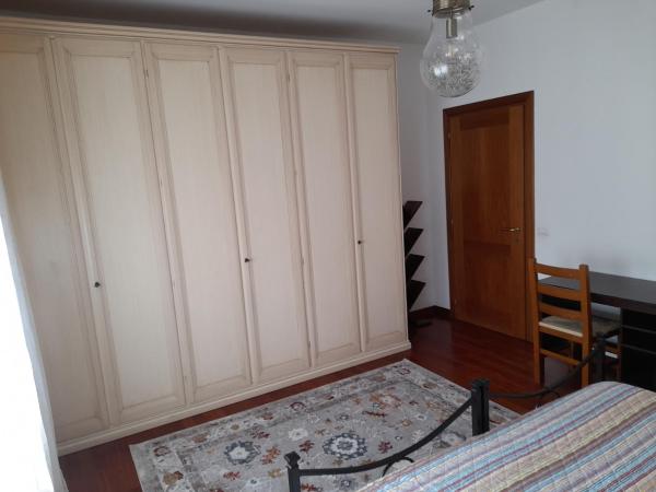 Tolle : photo 4 de la chambre chambre double ou lits jumeaux avec salle de bains commune