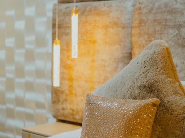 ArcoSodi Hotel Boutique : photo 2 de la chambre suite lit king-size avec baignoire spa