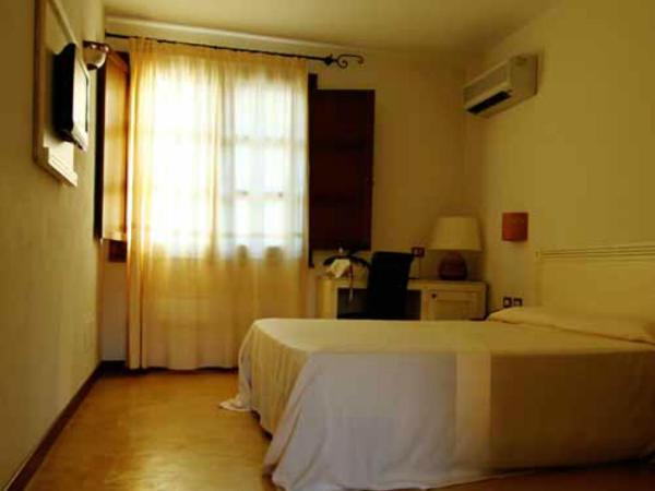 Alghero Resort Country Hotel & Spa : photo 4 de la chambre chambre double ou lits jumeaux supérieure