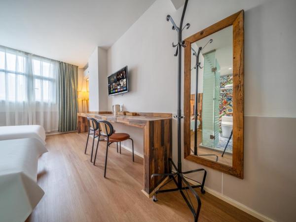 Sonderia Hostel & Bar - Lazybones Hostel : photo 4 de la chambre chambre lits jumeaux standard avec salle de bains privative