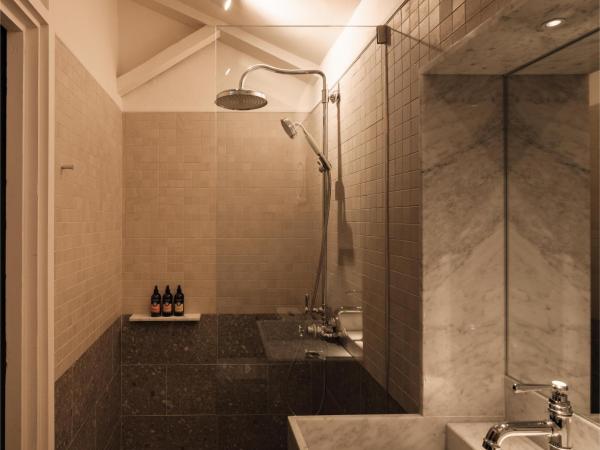 Noordin Mews : photo 6 de la chambre chambre double mews